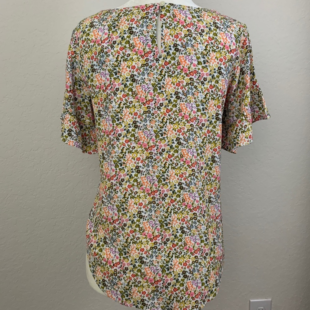 LOFT Floral Ruffle Sleeve Top - Picture 2 of 4